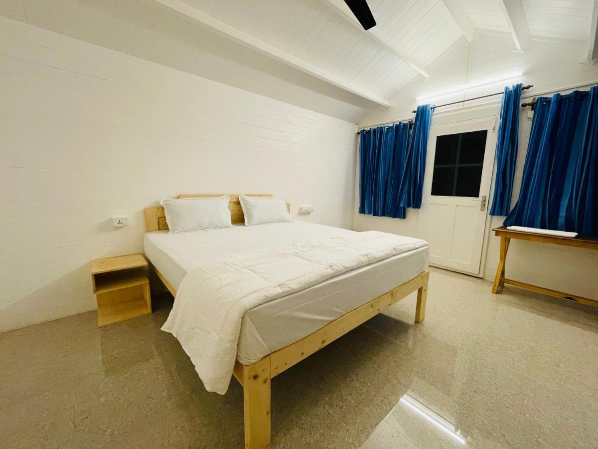 Cocos Beach Resort パロレム エクステリア 写真
