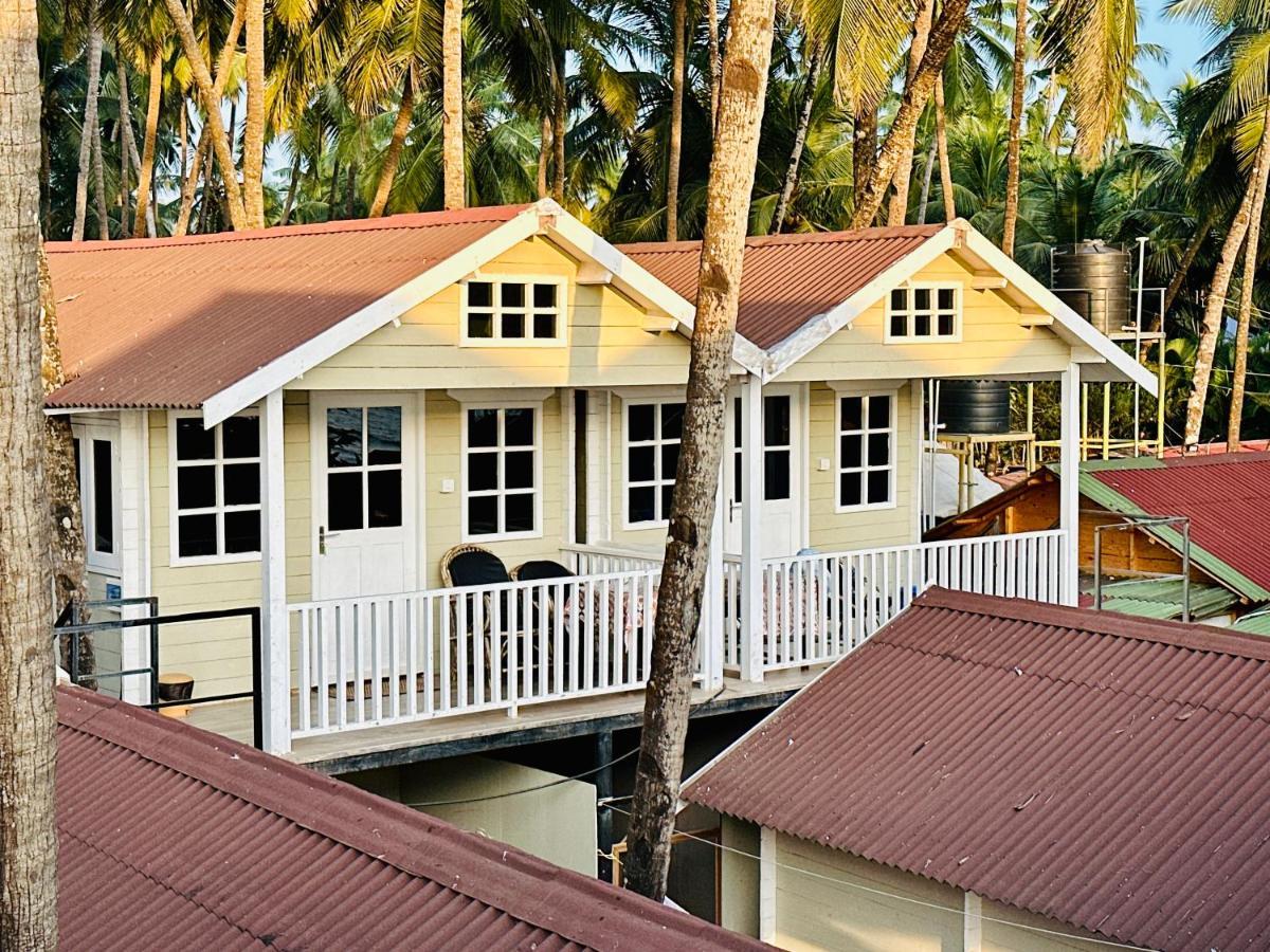Cocos Beach Resort パロレム エクステリア 写真